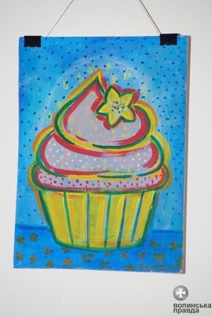 Луцька художниця «перевернула» проспект Волі. ФОТО